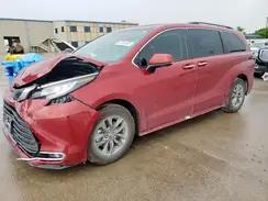 TOYOTA SIENNA