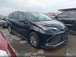 TOYOTA SIENNA