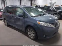 TOYOTA SIENNA