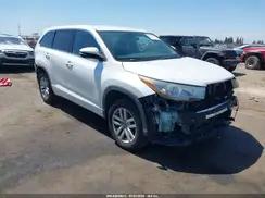 TOYOTA HIGHLANDER