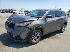 TOYOTA HIGHLANDER