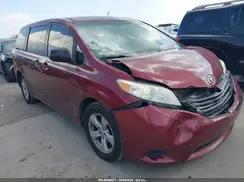 TOYOTA SIENNA