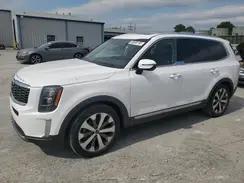 KIA TELLURIDE