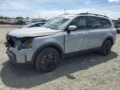 KIA TELLURIDE