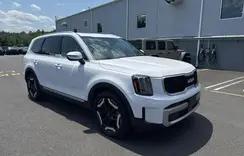 KIA TELLURIDE