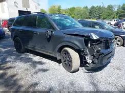 KIA TELLURIDE