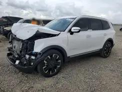 KIA TELLURIDE