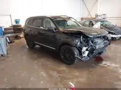 KIA TELLURIDE
