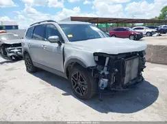 KIA TELLURIDE