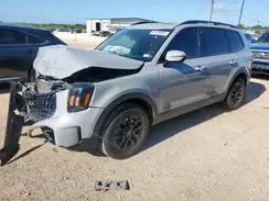 KIA TELLURIDE