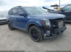 KIA TELLURIDE