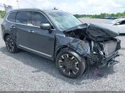 KIA TELLURIDE