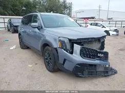 KIA TELLURIDE