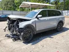 KIA TELLURIDE