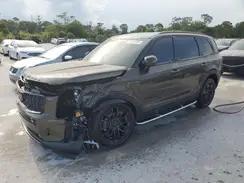 KIA TELLURIDE