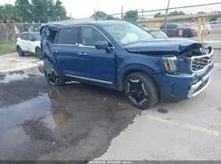 KIA TELLURIDE