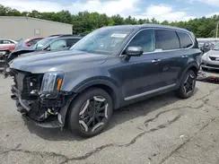 KIA TELLURIDE
