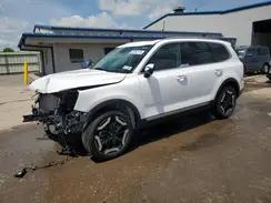 KIA TELLURIDE