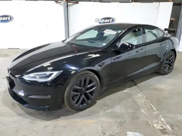 TESLA MODEL S