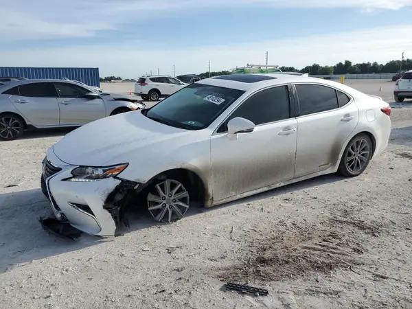 LEXUS ES