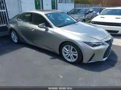 LEXUS IS