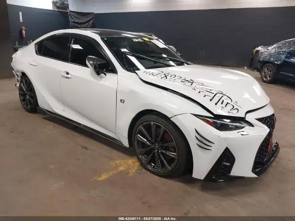 LEXUS IS