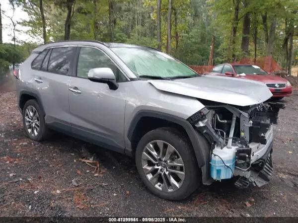 TOYOTA RAV 4