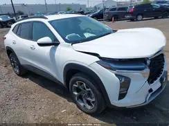 CHEVROLET TRAX