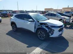 CHEVROLET TRAX