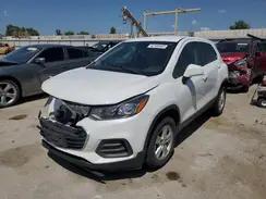 CHEVROLET TRAX