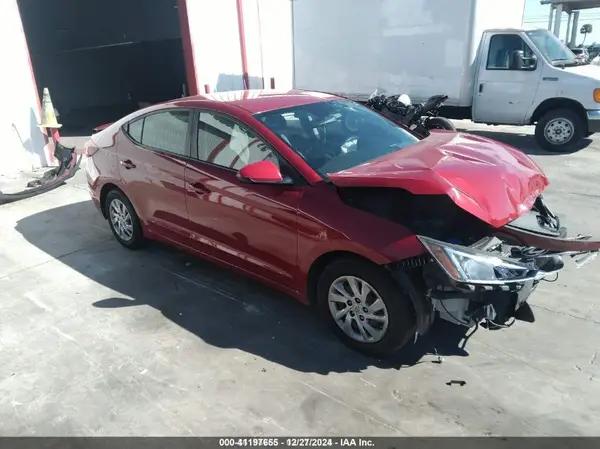 HYUNDAI ELANTRA
