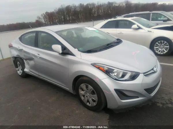 HYUNDAI ELANTRA