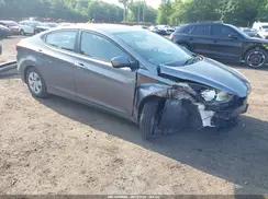 HYUNDAI ELANTRA