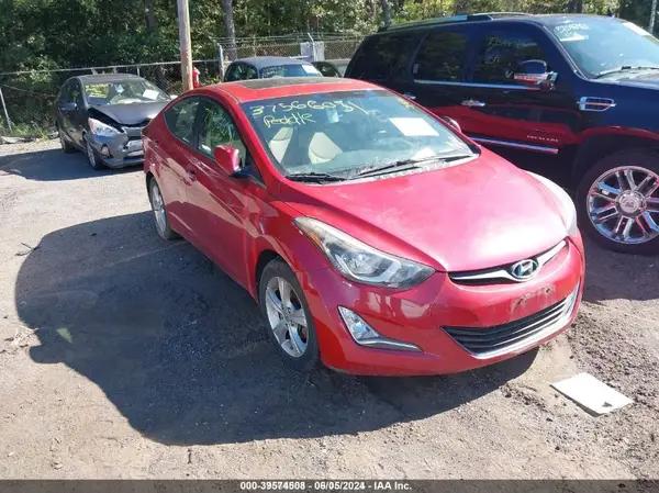 HYUNDAI ELANTRA