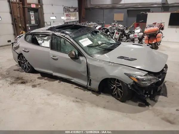 KIA STINGER