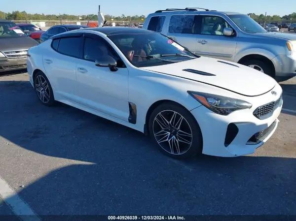 KIA STINGER
