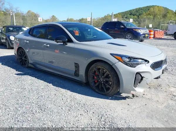KIA STINGER
