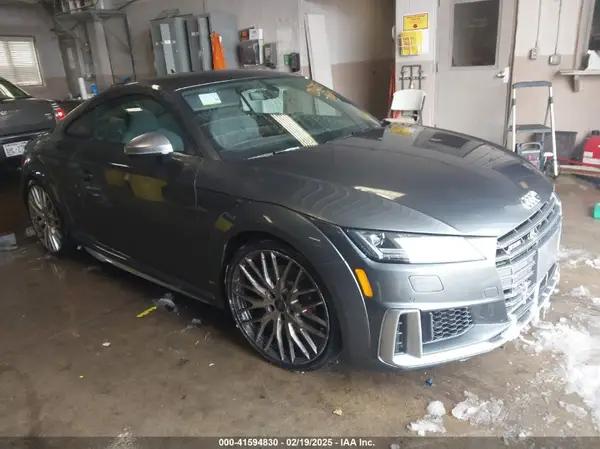 AUDI TTS