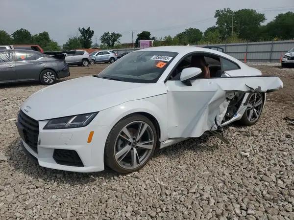 AUDI TT