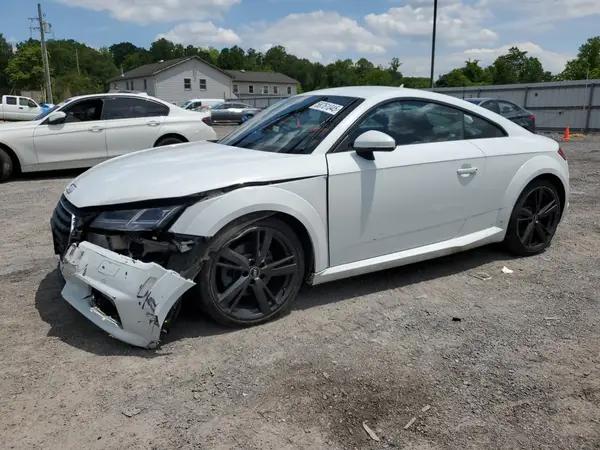 AUDI TT