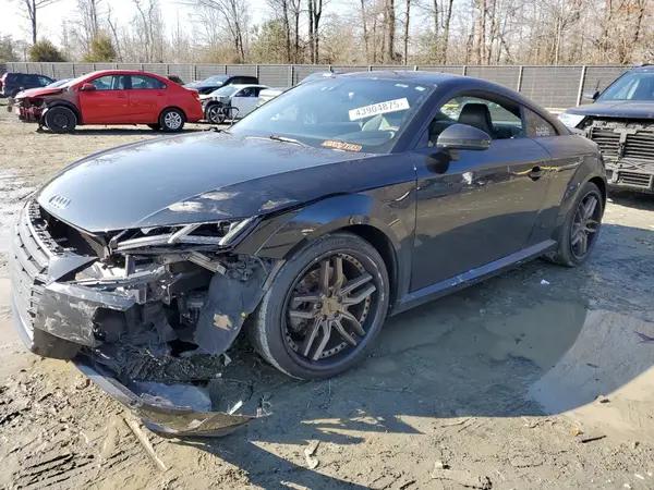 AUDI TT