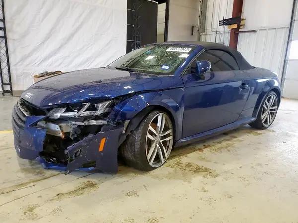 AUDI TT