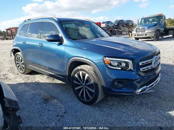 MERCEDES-BENZ GLB