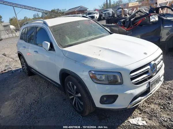 MERCEDES-BENZ GLB