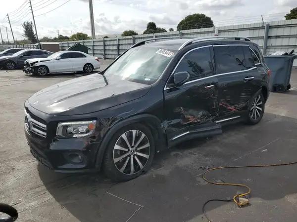 MERCEDES-BENZ GLB