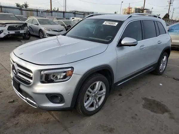 MERCEDES-BENZ GLB