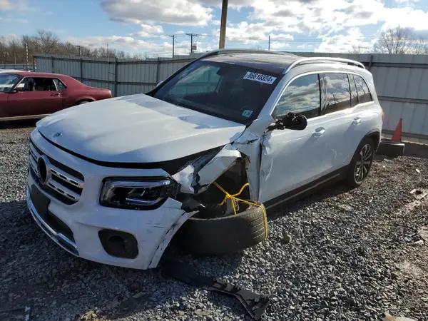 MERCEDES-BENZ GLB