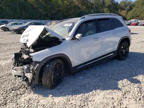 MERCEDES-BENZ GLB