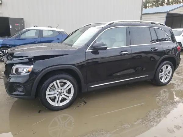 MERCEDES-BENZ GLB