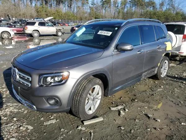 MERCEDES-BENZ GLB